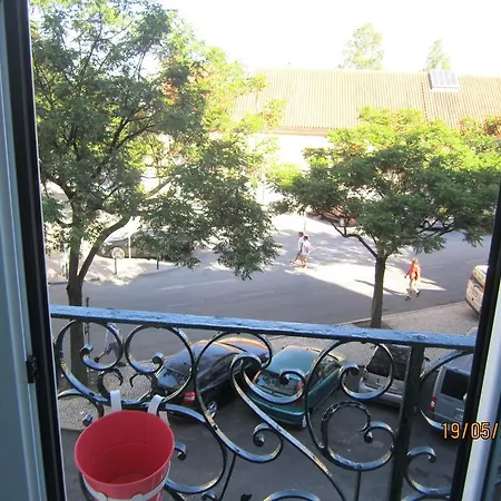 B.mar & Suites